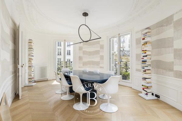 Paris 6ème, Appartement 2 Chambres -  130 m² à vendre