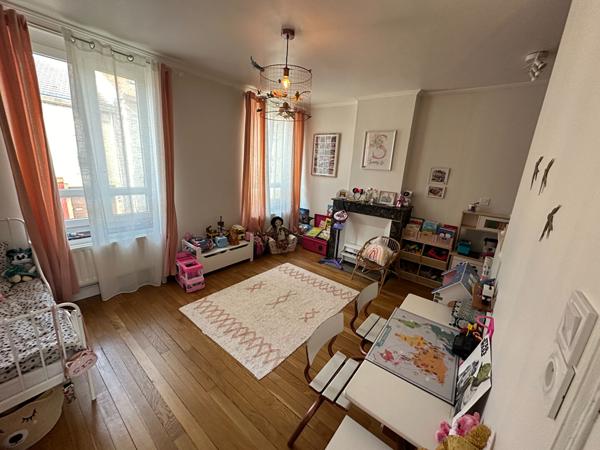 Maison 6 pièces 146 m2