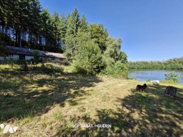 Maison d'habitation avec étangs