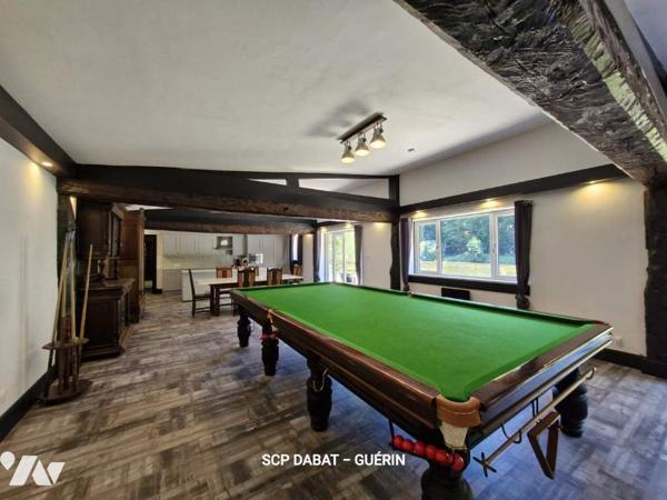 Maison d'habitation avec étangs