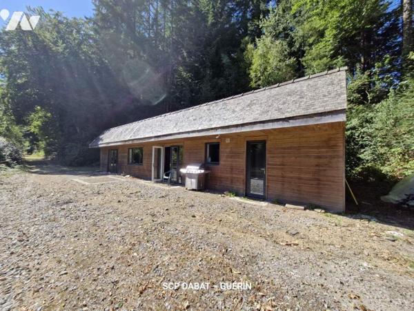 Maison d'habitation avec étangs