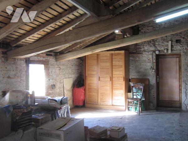 MAISON DE CAMPAGNE avec GARAGE - Hangar attenant et JARDIN