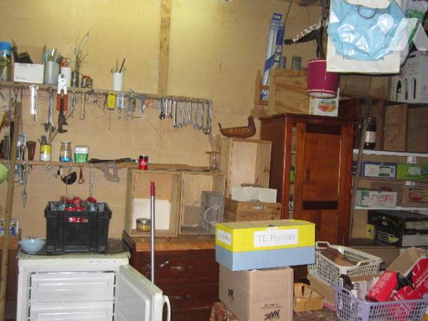 MAISON DE CAMPAGNE avec GARAGE - Hangar attenant et JARDIN