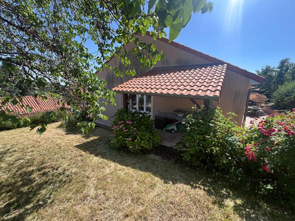 Maison 7 pièces 243 m2