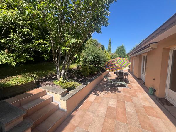 Maison 7 pièces 243 m2
