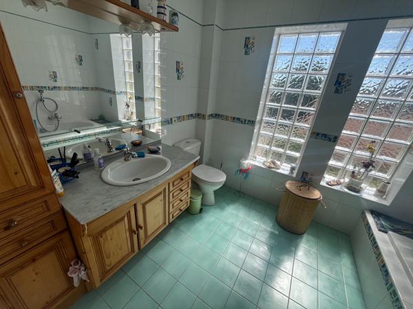 Maison 7 pièces 243 m2