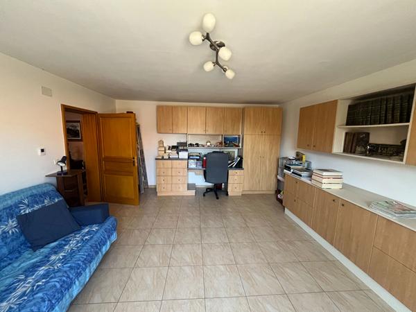 Maison 7 pièces 243 m2