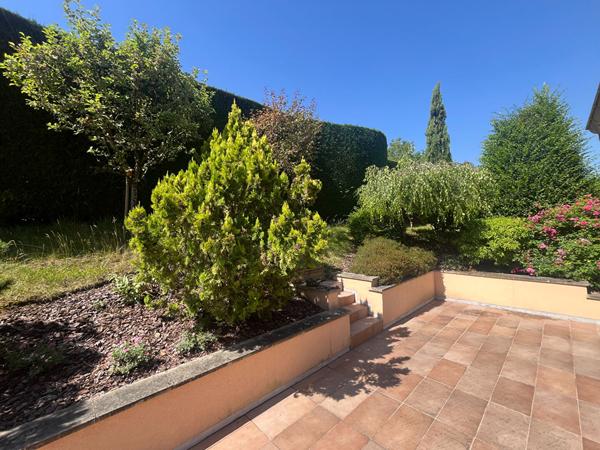 Maison 7 pièces 243 m2