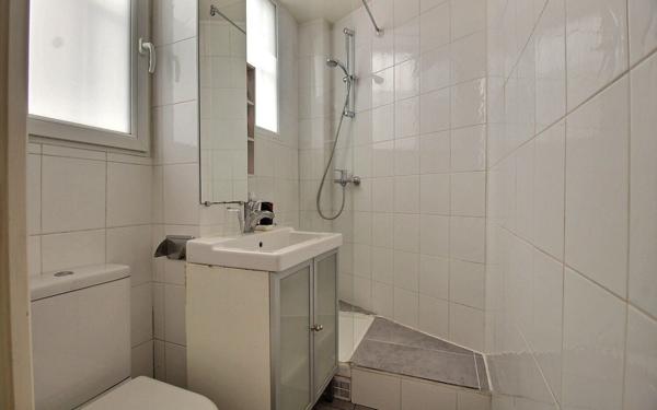 Appartement à vendre    2 pièces • 26,38 m2 Paris 7