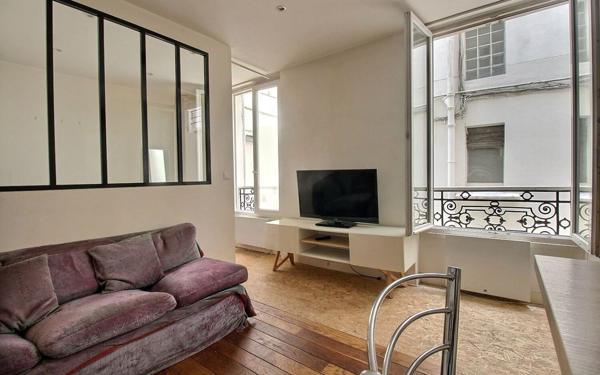 Appartement à vendre    2 pièces • 26,38 m2 Paris 7