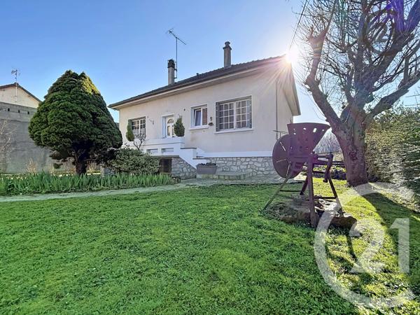 Maison à vendre  4 pièces - 92,36 m2 CHATENAY SUR SEINE - 77