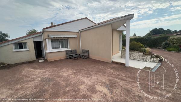 Maison Nueil Les Aubiers 5 pièce(s) 125.32 m2 , Nueil les aubiers