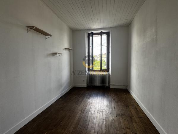 Maison familiale 6 pièces avec grand terrain arboré, dépendances et 4 chambres