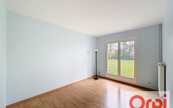 Maison à vendre    7 pièces • 180 m2 Voisins-le-Bretonneux