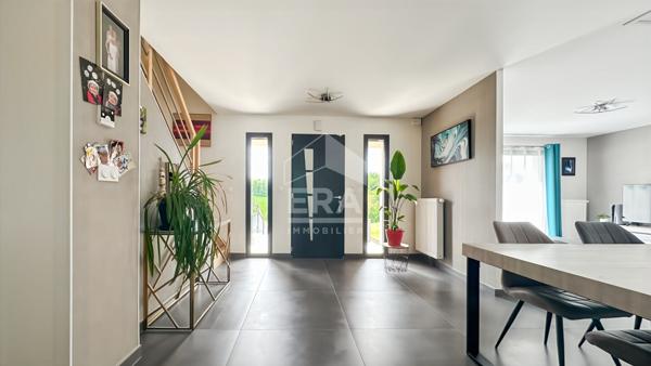 Maison récente de 5 pièces avec sous-sol à proximité de Reims