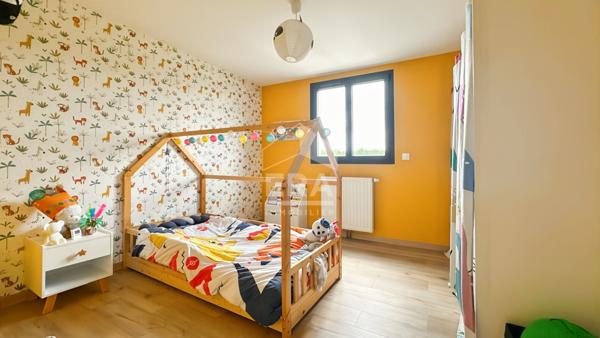 Maison récente de 5 pièces avec sous-sol à proximité de Reims