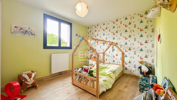 Maison récente de 5 pièces avec sous-sol à proximité de Reims