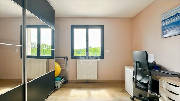 Maison récente de 5 pièces avec sous-sol à proximité de Reims