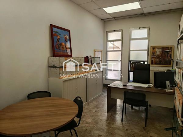 Local commercial à usage de bureaux à Fréjus proche centre-ville