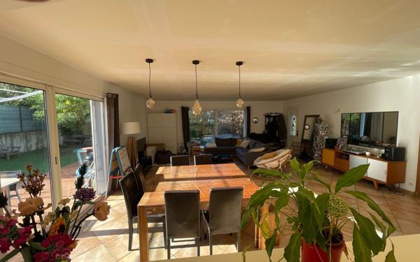 Maison à vendre    6 pièces •  La Seyne-sur-Mer