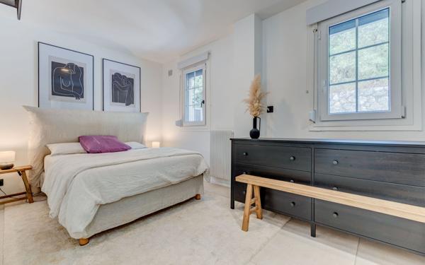 Maison à vendre    6 pièces •  Aspremont