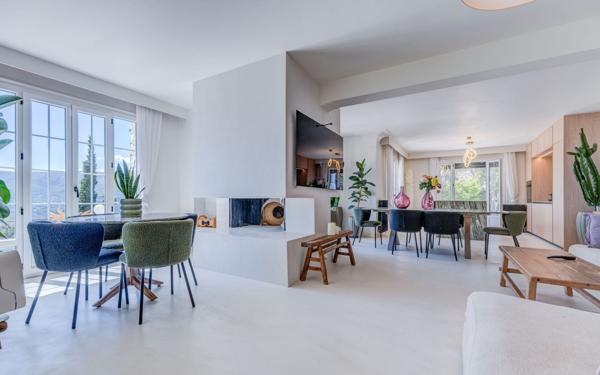 Maison à vendre    6 pièces •  Aspremont