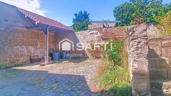 Maison avec 3 chambres et fort potentiel dans le centre ville de Massy