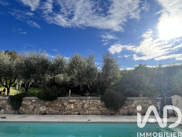 Maison à vendre 5 pièces 142 m² Lorgues