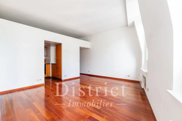 # Appartement – 49m² – Paris 6ème