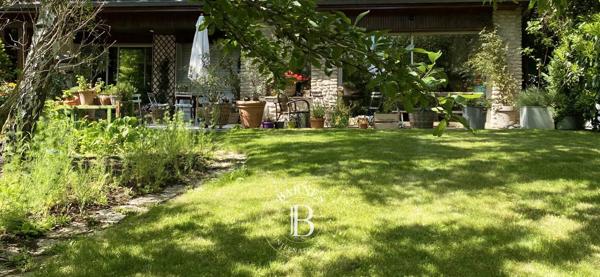 Verrières-le-Buisson, Maison 5 Chambres -  323 m² à vendre