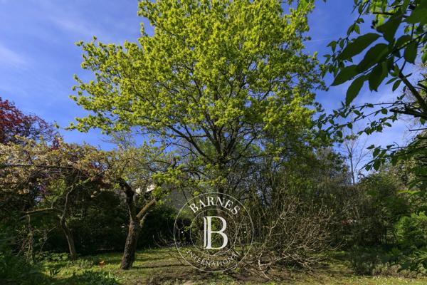 Verrières-le-Buisson, Maison 5 Chambres -  323 m² à vendre