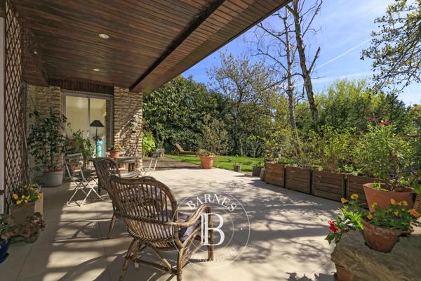 Verrières-le-Buisson, Maison 5 Chambres -  323 m² à vendre