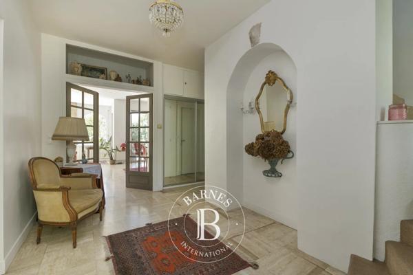 Verrières-le-Buisson, Maison 5 Chambres -  323 m² à vendre