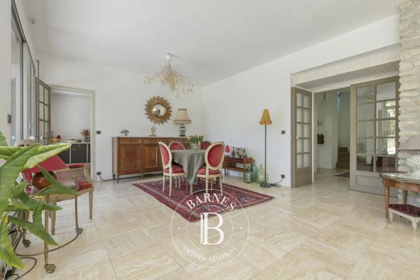 Verrières-le-Buisson, Maison 5 Chambres -  323 m² à vendre