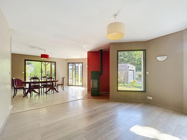 Maison 3 chambres et bureau 163m² - La Chevrolière