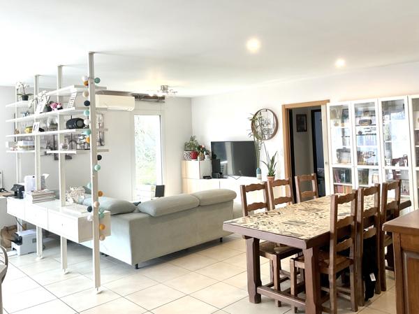 Maison BBC de plain-pied T5 avec piscine à Villeneuve-Tolosane