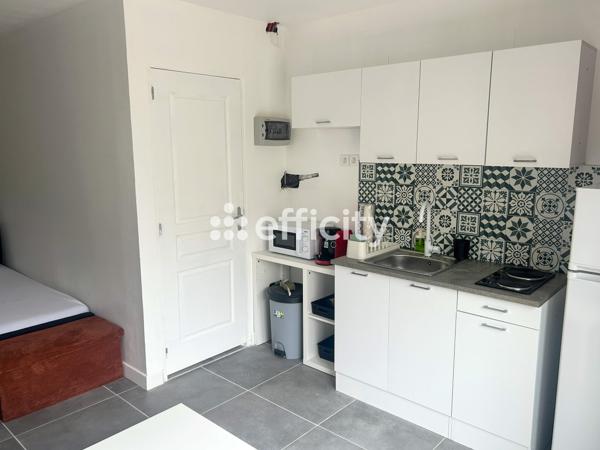 Maison
         5 pièces
        - 180 m² Bien prestige 500 000 € *