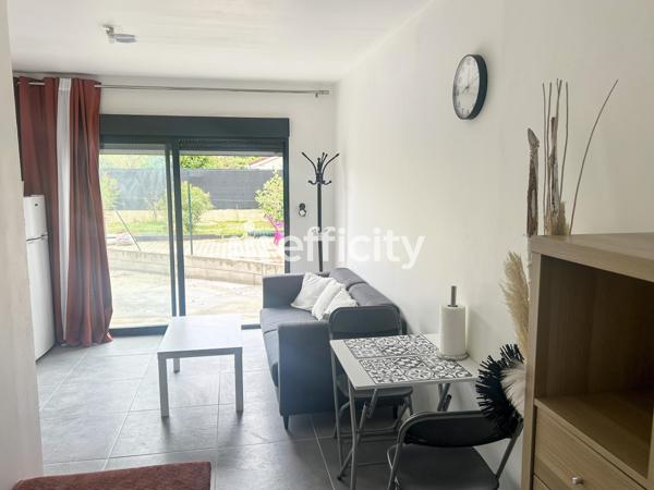 Maison
         5 pièces
        - 180 m² Bien prestige 500 000 € *