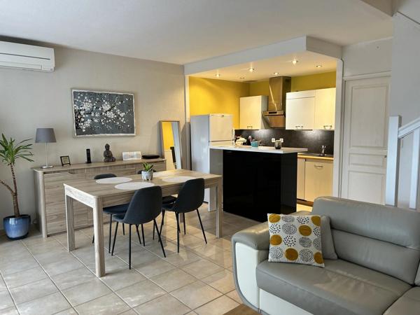 Golf de Pont Royal, maison climatisée,T4 ,grand jardin avec vue