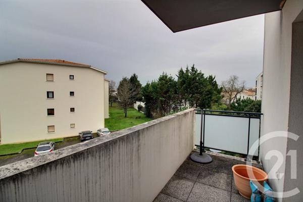 Appartement à vendre  3 pièces - 59,44 m2 PESSAC - 33