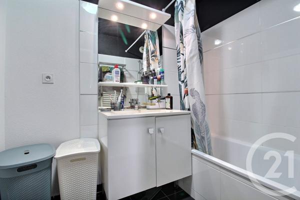 Appartement à vendre  3 pièces - 59,44 m2 PESSAC - 33