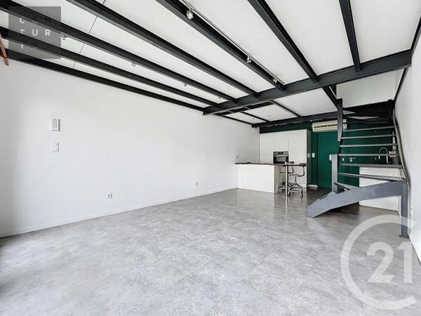 Appartement Loft à vendre  3 pièces - 64,21 m 2   TROYES  - 10
