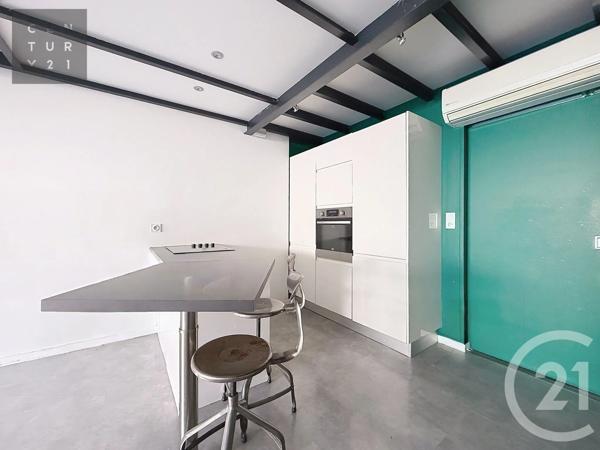 Appartement Loft à vendre  3 pièces - 64,21 m 2   TROYES  - 10