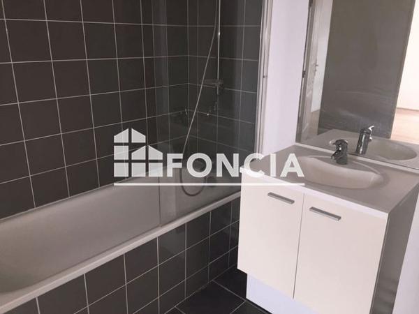 Location Appartement 2 pièces 43.14 m² - 20 BOULEVARD ANDRE SIEGFRIED Mont-saint-aignan 76130