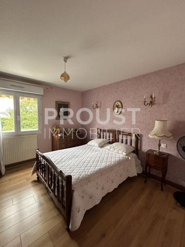 Niort centre appartement de 73m² résidence sénior à deux pas du marché.