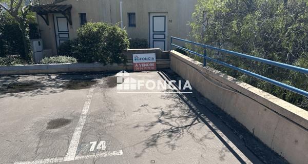 À vendre Parking 10 m² - Le Lavandou 83980