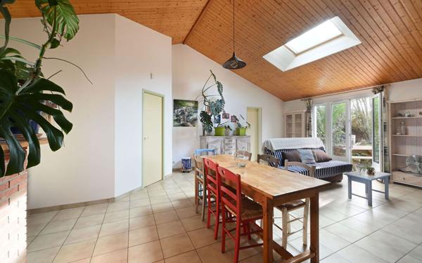 Maison à vendre    5 pièces •  Saint-Clément-des-Baleines