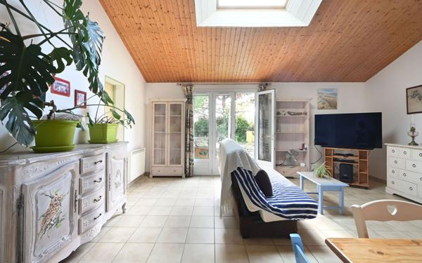 Maison à vendre    5 pièces •  Saint-Clément-des-Baleines