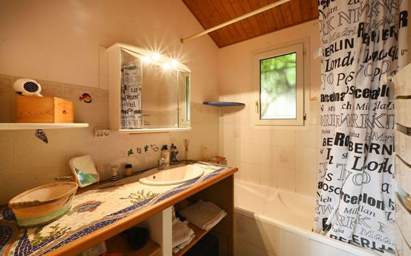 Maison à vendre    5 pièces •  Saint-Clément-des-Baleines