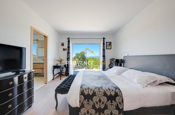 Aix-en-Provence (13100) Maison T4 de 2016 - 233m² sur terrain de 1000m²